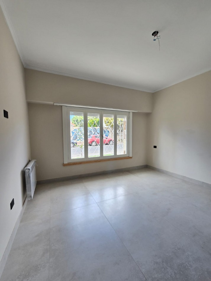 VENDEMOS CHALET EN IMPECABLE ESTADO EN BARRIO SAN JOSE 