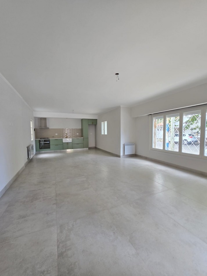 VENDEMOS CHALET EN IMPECABLE ESTADO EN BARRIO SAN JOSE 