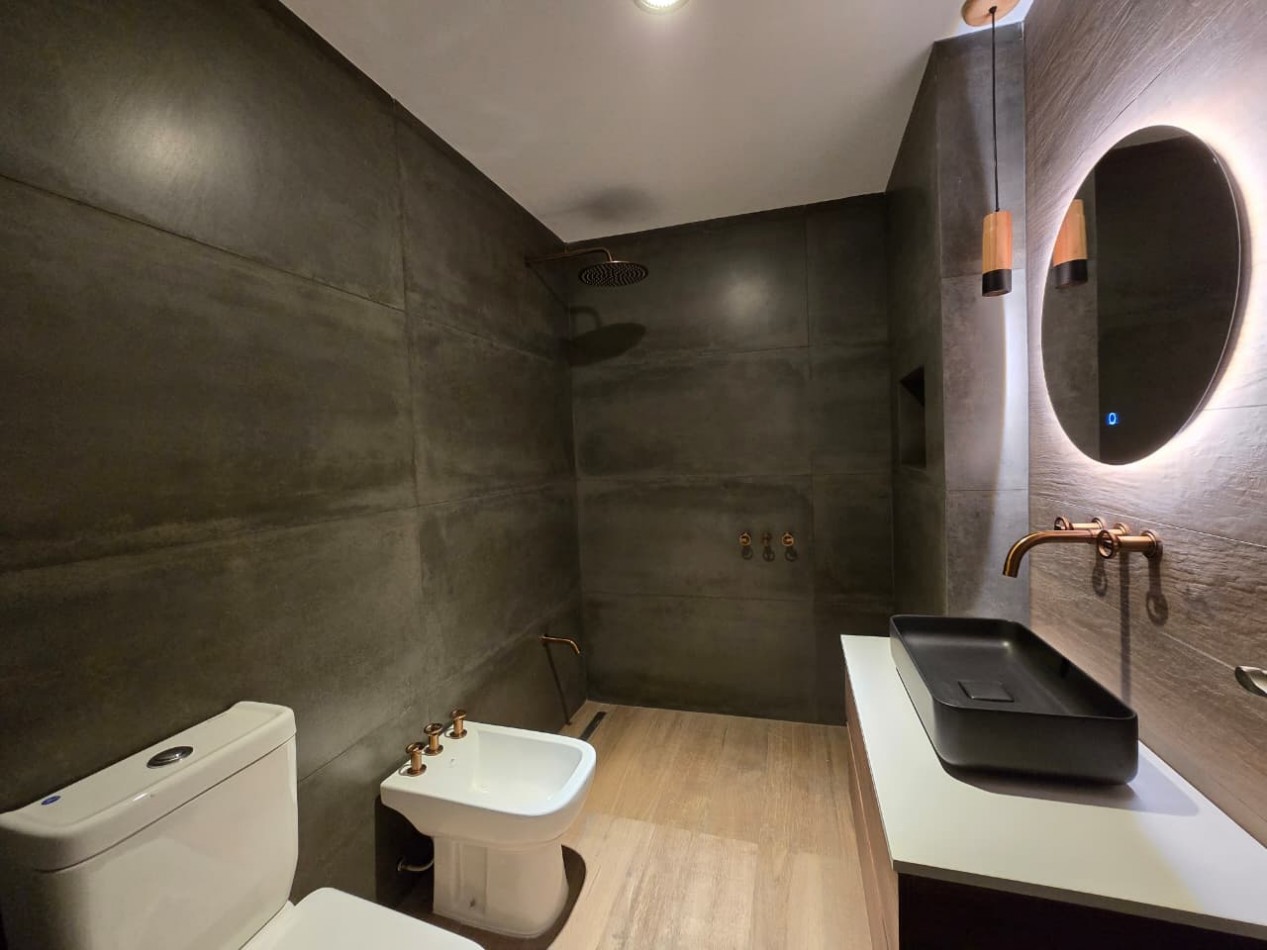 VENDEMOS CHALET EN IMPECABLE ESTADO EN BARRIO SAN JOSE 