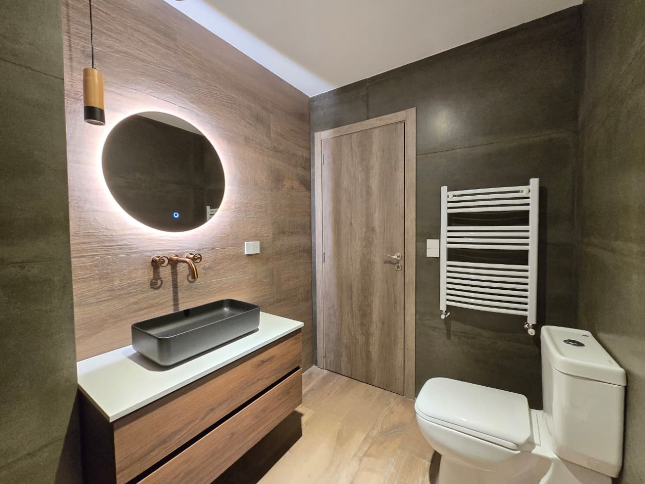 VENDEMOS CHALET EN IMPECABLE ESTADO EN BARRIO SAN JOSE 