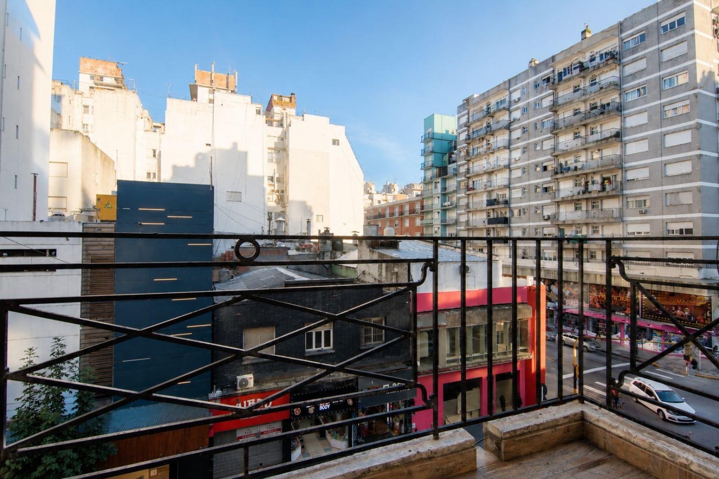 VENDEMOS DEPARTAMENTO DE 3 AMBIENTES ZONA CENTRO CON BALCON