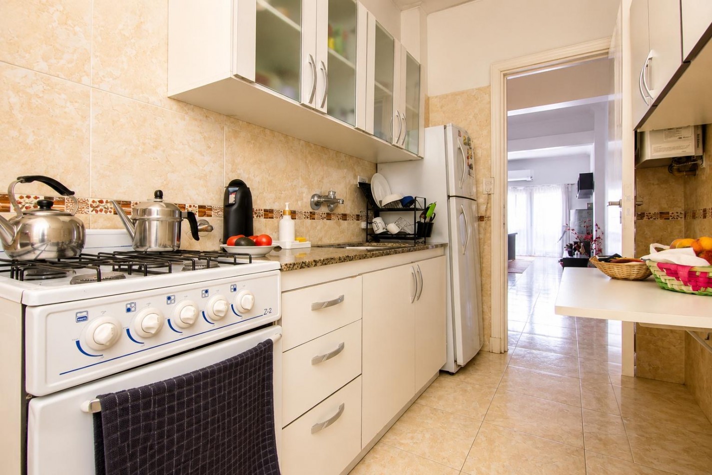 VENDEMOS DEPARTAMENTO DE 3 AMBIENTES ZONA CENTRO CON BALCON