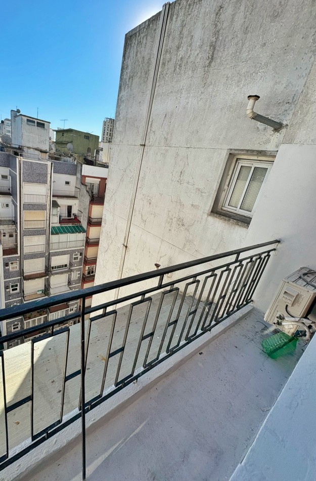 VENTA DEPARTAMENTO DE 1 AMBIENTE C/BALCON ZONA CENTRO