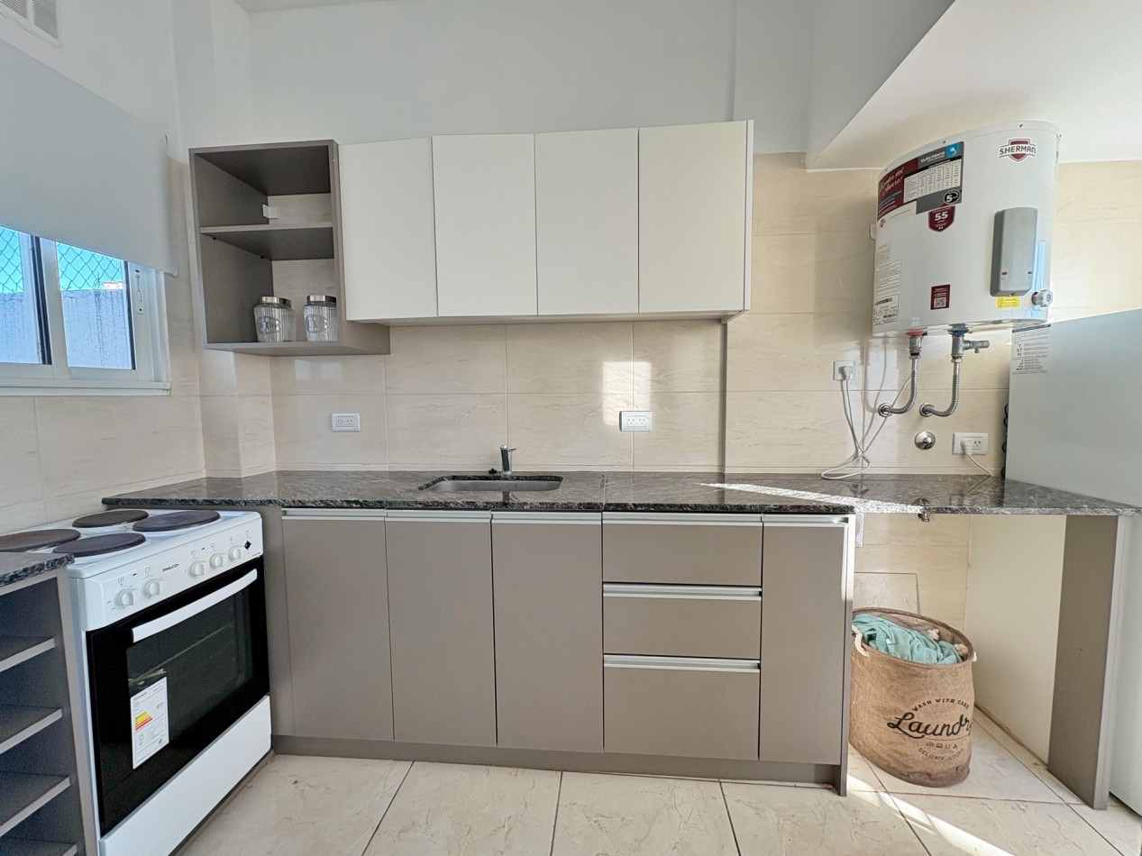 VENTA DEPARTAMENTO DE 1 AMBIENTE C/BALCON ZONA CENTRO