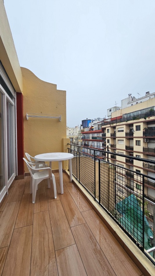 VENDEMOS DEPARTAMENTO DE 1 AMBIENTE CON AMPLIO BALCON RECICLADO INTEGRO 