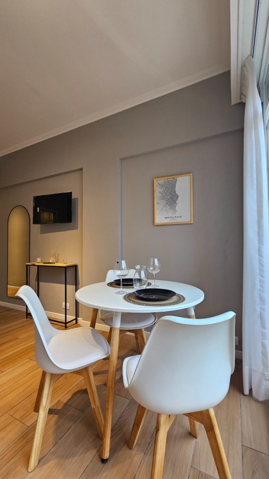 VENDEMOS DEPARTAMENTO DE 1 AMBIENTE CON AMPLIO BALCON RECICLADO INTEGRO 