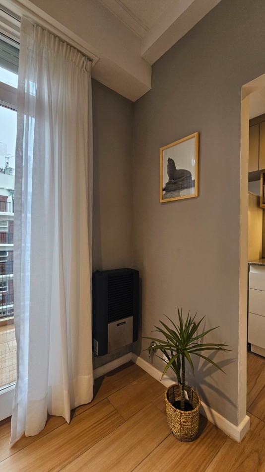 VENDEMOS DEPARTAMENTO DE 1 AMBIENTE CON AMPLIO BALCON RECICLADO INTEGRO 