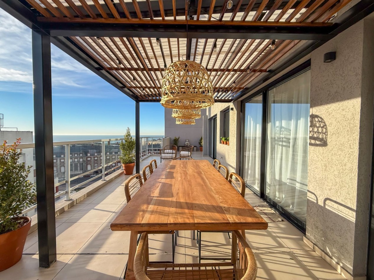 VENDEMOS SEMIPISO CON TERRAZA Y VISTA AL MAR 