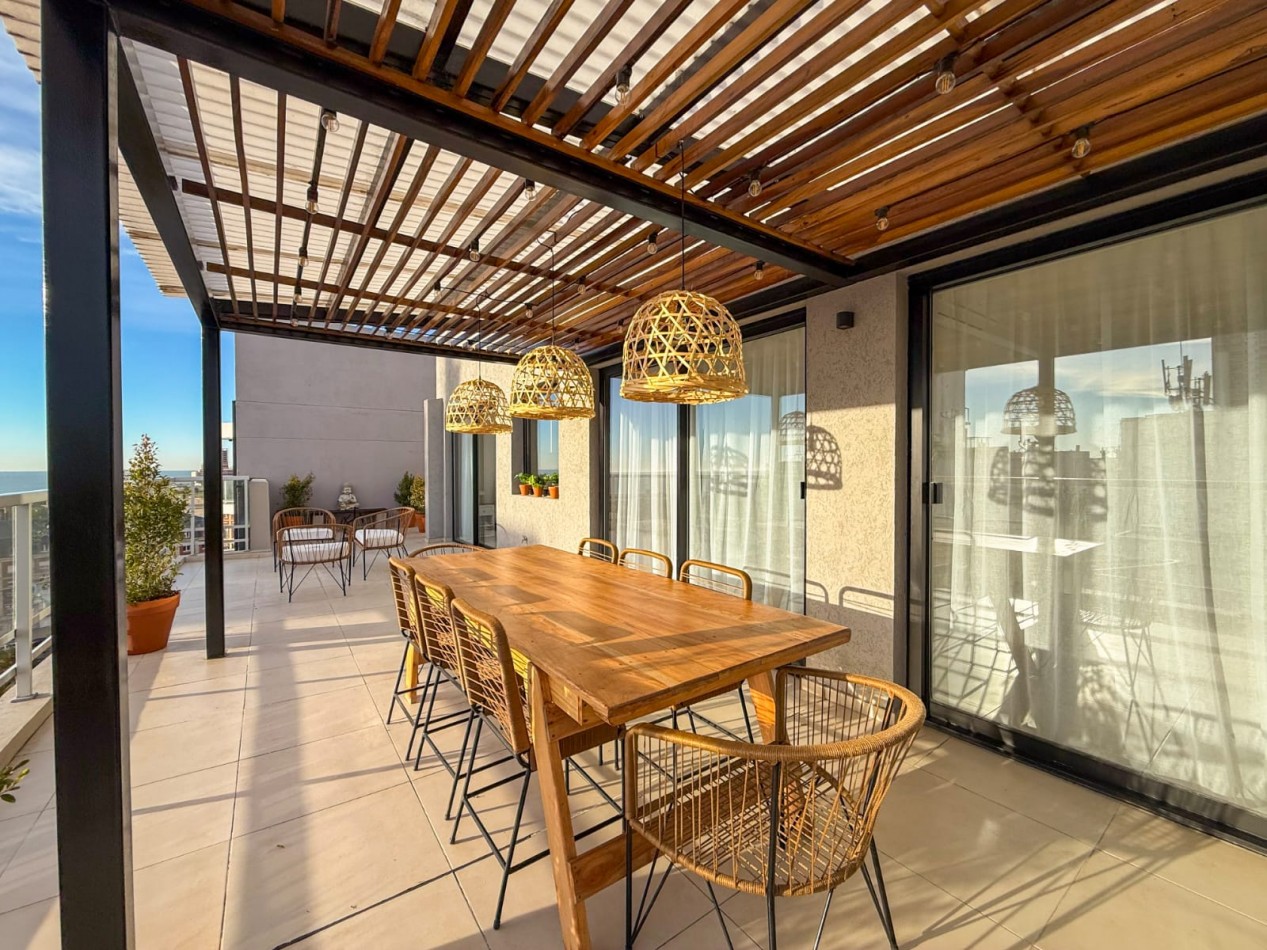 VENDEMOS SEMIPISO CON TERRAZA Y VISTA AL MAR 