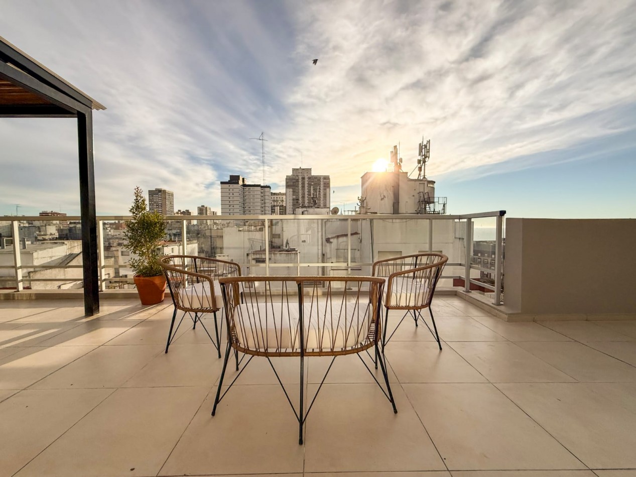 VENDEMOS SEMIPISO CON TERRAZA Y VISTA AL MAR 