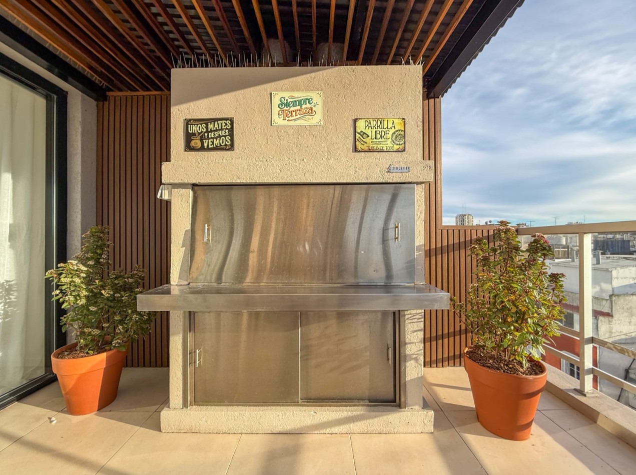 VENDEMOS SEMIPISO CON TERRAZA Y VISTA AL MAR 