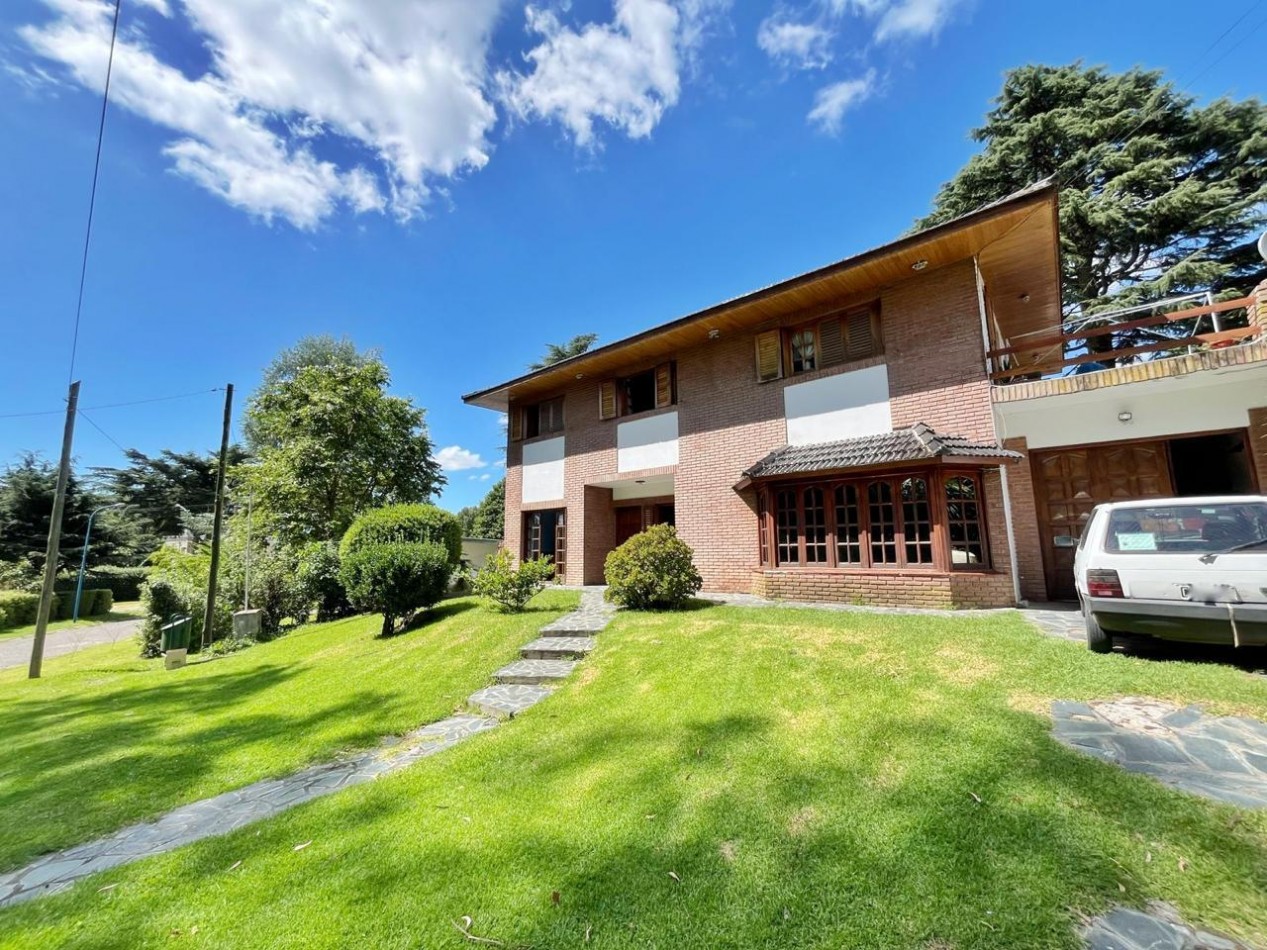 VENDEMOS EXCELENTE CHALET EN SIERRA DE LOS PADRES