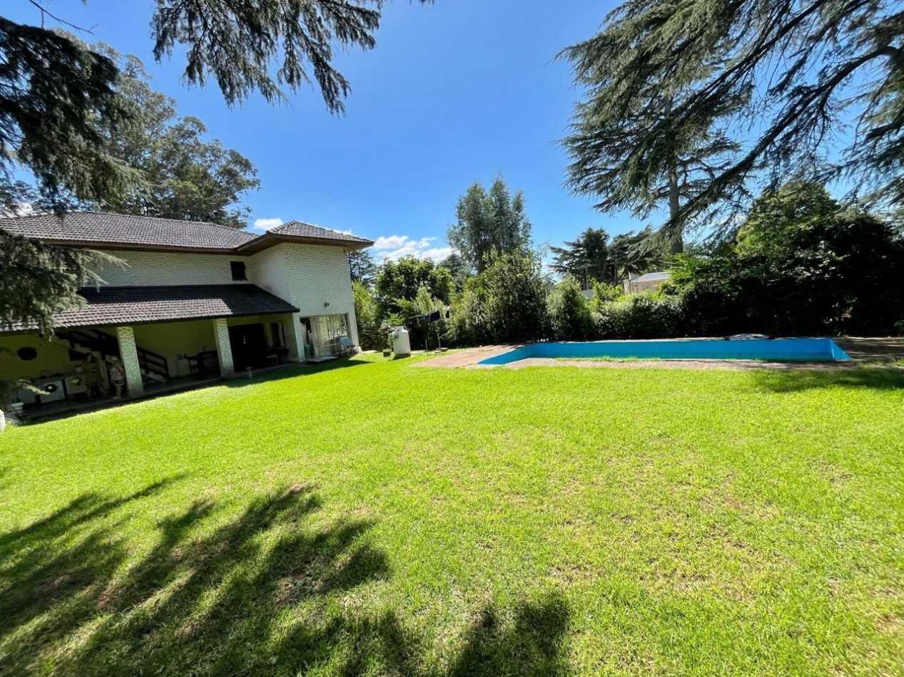 VENDEMOS EXCELENTE CHALET EN SIERRA DE LOS PADRES