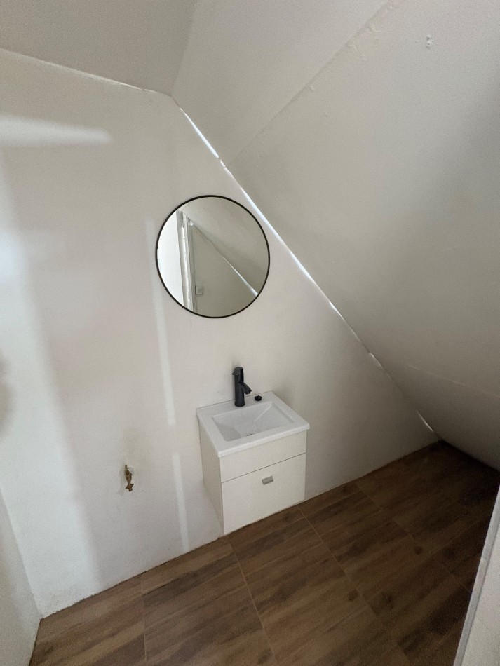 ALQUILER DE OFICINA/LOCAL COMERCIAL EN PEATONAL SAN MARTIN Y CORDOBA 24 Meses 