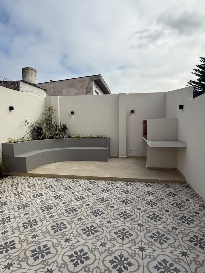 DUPLEX 4 AMB C/COCHERA PARQUE LURO APTO CREDITO 