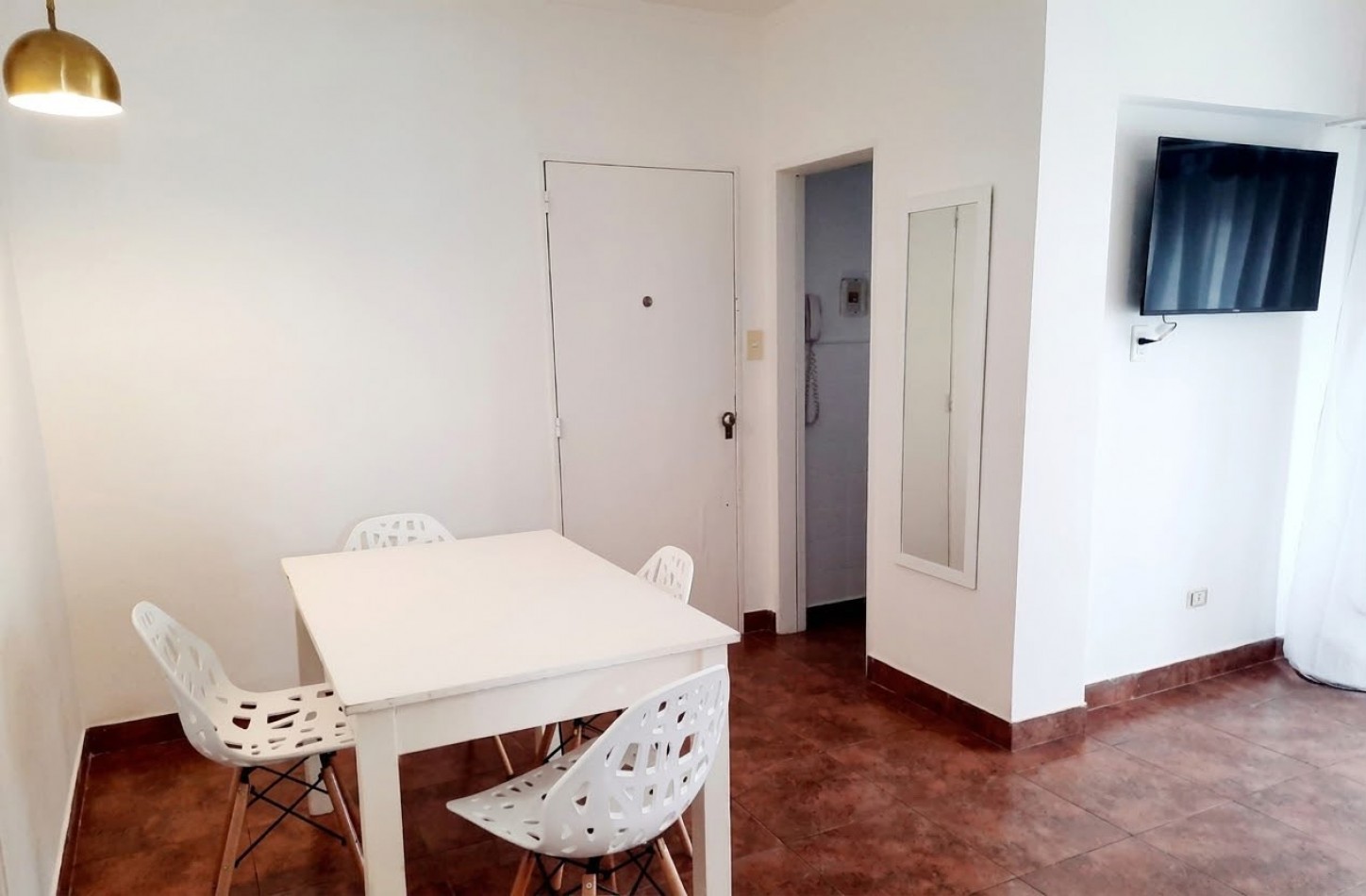 DEPARTAMENTO 2 AMB - LATERAL - LA PERLA 