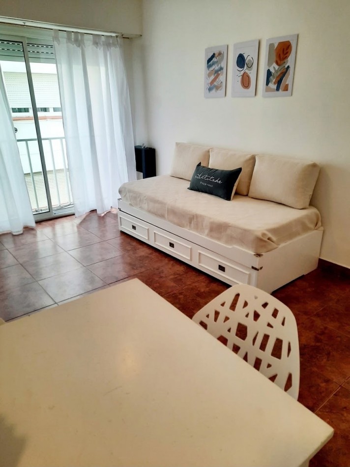 DEPARTAMENTO 2 AMB - LATERAL - LA PERLA 