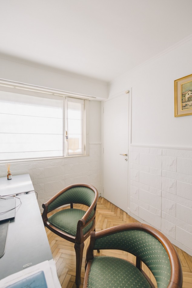CASA CON DOBLE ACCESO Y SECTOR PROFESIONAL INDEPENDIENTE EN STELLA MARIS