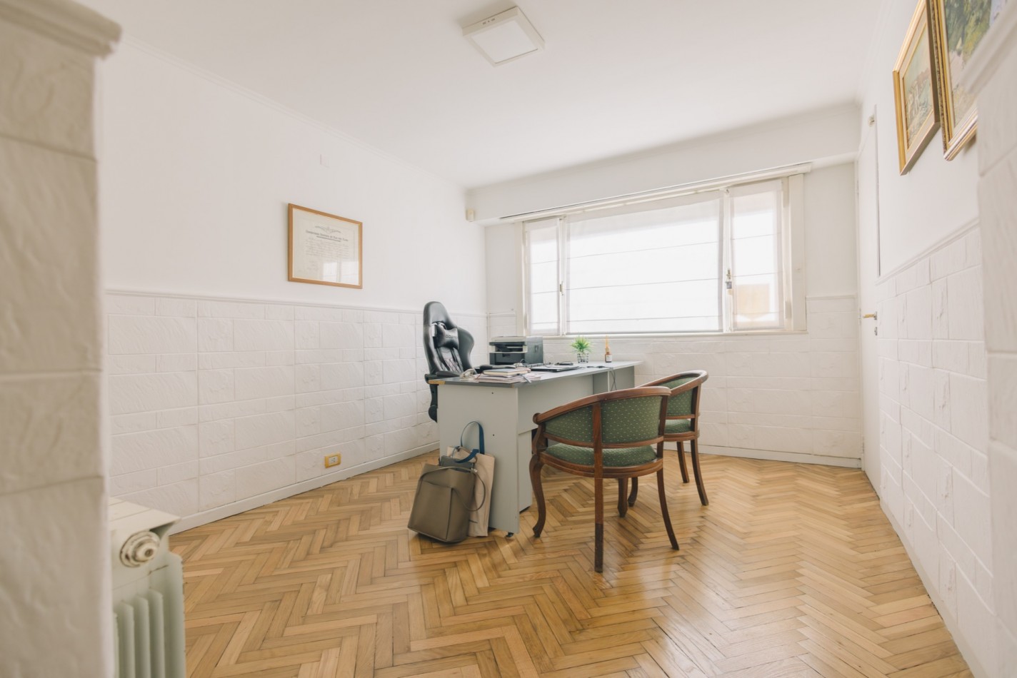 CASA CON DOBLE ACCESO Y SECTOR PROFESIONAL INDEPENDIENTE EN STELLA MARIS