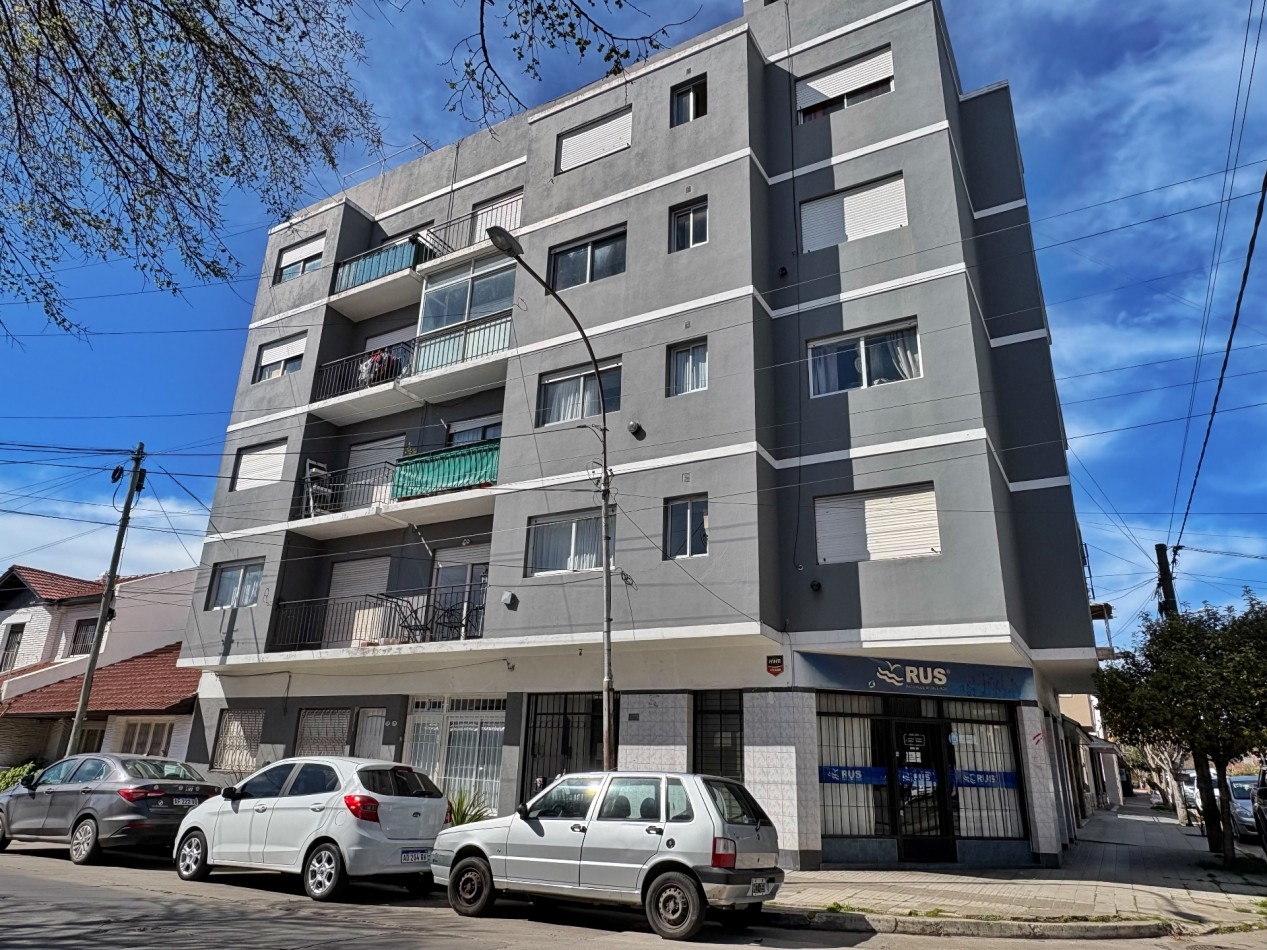 VENDEMOS DEPTO DE 2 AMB TOTALMENTE EXTERNO EN CHAUVIN 