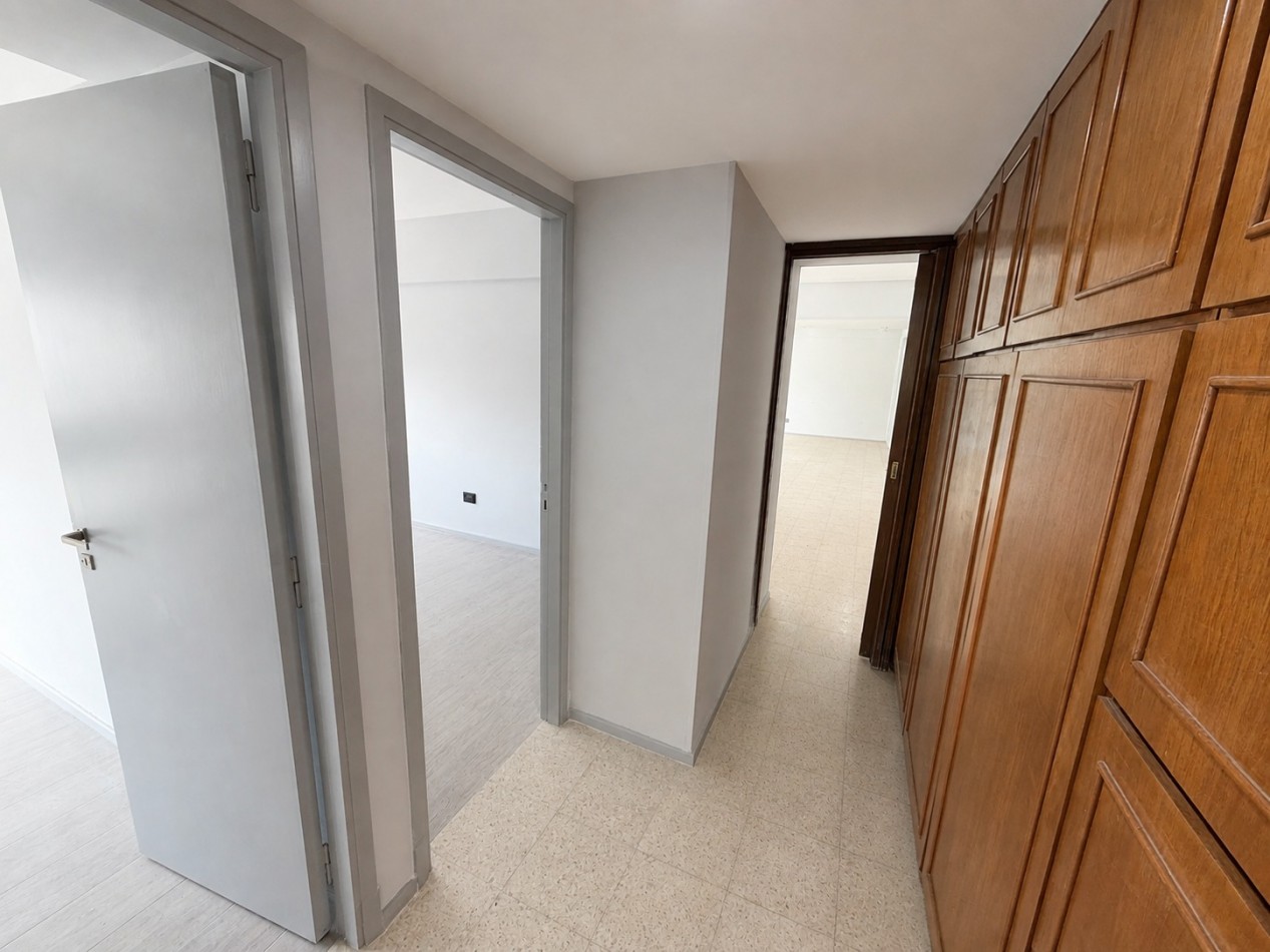 VENDEMOS 3 AMB RECICLADO TODO EXTERNO MACROCENTRO