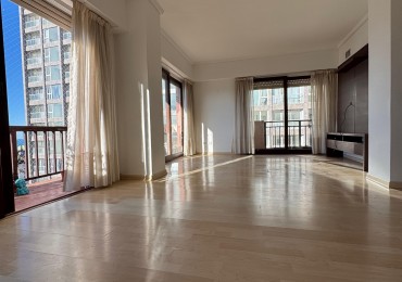 VENTA PISO  DE 4 AMBIENTES CON BALCON CORRIDO Y VISTA AL MAR 